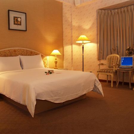 Park Motel Città di Chiayi Esterno foto